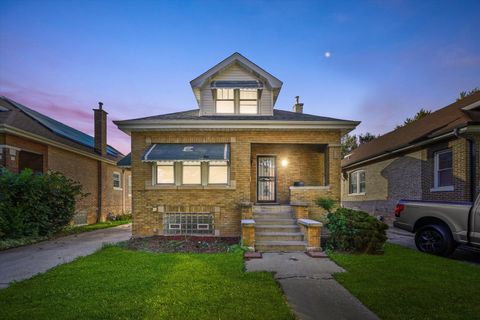 Photo of 1430 S 10th Avenue, Maywood, IL 60153 (MLS # 12499284) Photo of 1430 S 10th Avenue, Maywood, IL 60153 (MLS # 12499284)