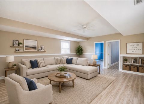 Tiny photo for 7319 W 58th Place, Summit, IL 60501 (MLS # 12664551)