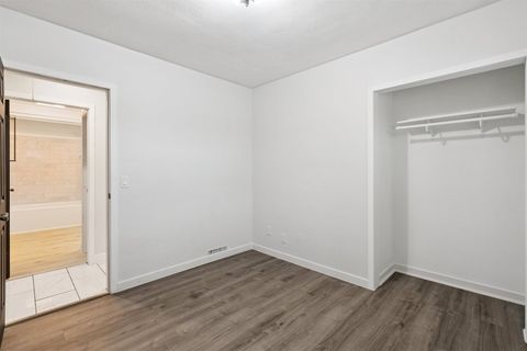 Tiny photo for 1727 W 69th St Street, Davenport, IA 52806 (MLS # 100000217)