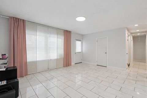 Tiny photo for 1727 W 69th St Street, Davenport, IA 52806 (MLS # 100000217)