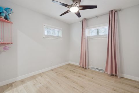 Tiny photo for 1727 W 69th St Street, Davenport, IA 52806 (MLS # 100000217)