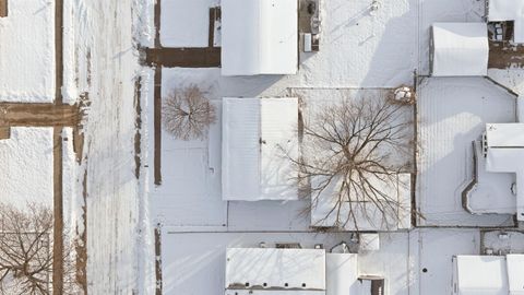 Tiny photo for 1727 W 69th St Street, Davenport, IA 52806 (MLS # 100000217)