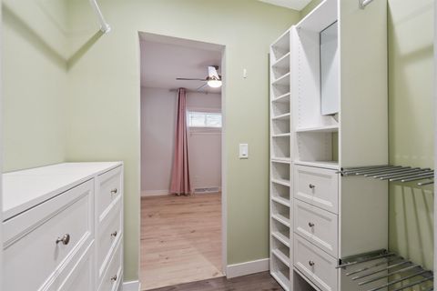 Tiny photo for 1727 W 69th St Street, Davenport, IA 52806 (MLS # 100000217)