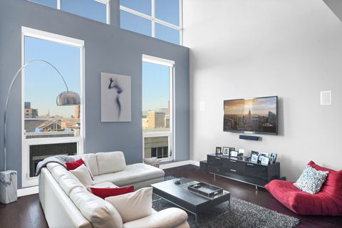 Tiny photo for Chicago, IL 60607 (MLS # 12584893)