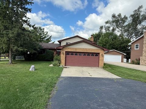 Tiny photo for 7503 Windsor Avenue, Spring Grove, IL 60081 (MLS # 12505814)