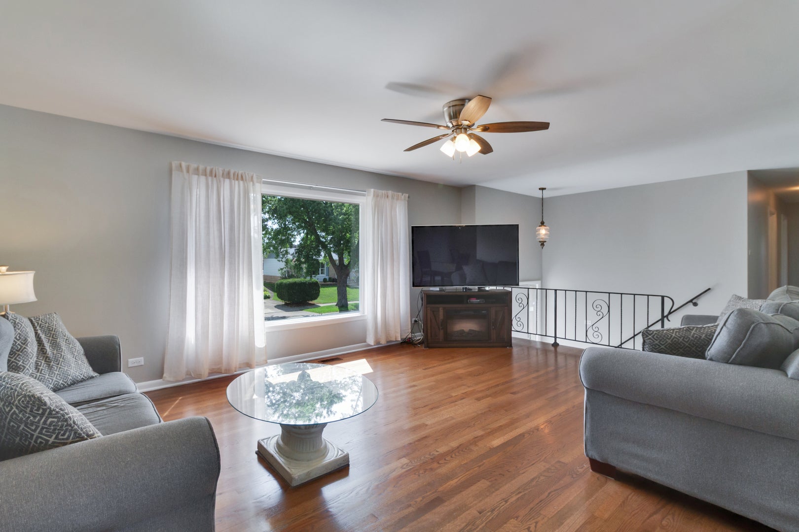 15406 Las Flores Lane
