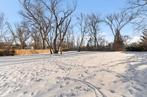 Tiny photo for 1831 Farm Road, Lake Forest, IL 60045 (MLS # 12552560)