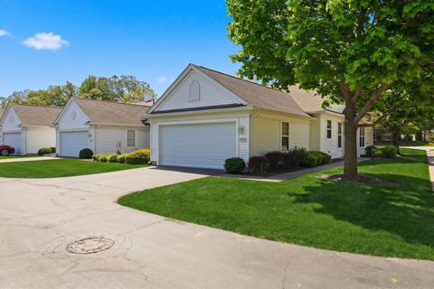 Photo of 13094 Patriot Way, Huntley, IL 60142 (MLS # 12639842)