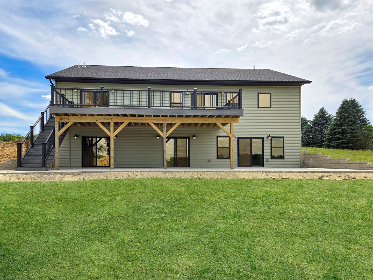 21-51 Marina Court