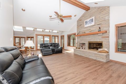 Tiny photo for 717 Westridge Road, Joliet, IL 60431 (MLS # 12543964)