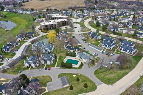 Tiny photo for 917 Vose Drive #304, Gurnee, IL 60031 (MLS # 12448673)