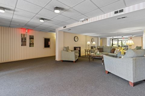 Tiny photo for 917 Vose Drive #304, Gurnee, IL 60031 (MLS # 12448673)