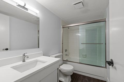 Tiny photo for 917 Vose Drive #304, Gurnee, IL 60031 (MLS # 12448673)