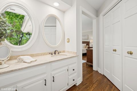 Tiny photo for 33 Ketterling Court, North Barrington, IL 60010 (MLS # 12575034)