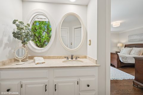 Tiny photo for 33 Ketterling Court, North Barrington, IL 60010 (MLS # 12575034)