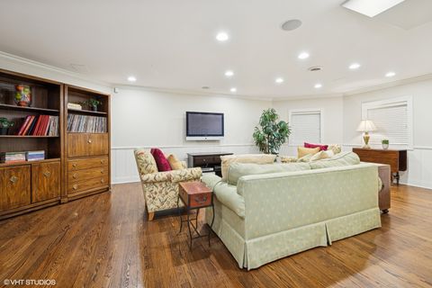 Tiny photo for 33 Ketterling Court, North Barrington, IL 60010 (MLS # 12575034)