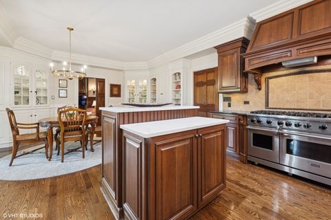 Tiny photo for 33 Ketterling Court, North Barrington, IL 60010 (MLS # 12575034)