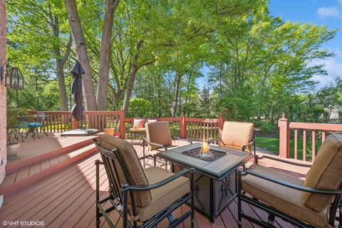 Tiny photo for 33 Ketterling Court, North Barrington, IL 60010 (MLS # 12575034)