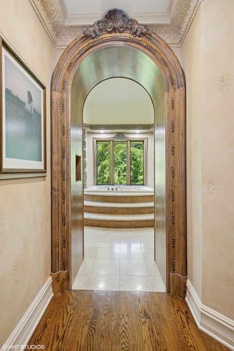 Tiny photo for 33 Ketterling Court, North Barrington, IL 60010 (MLS # 12575034)