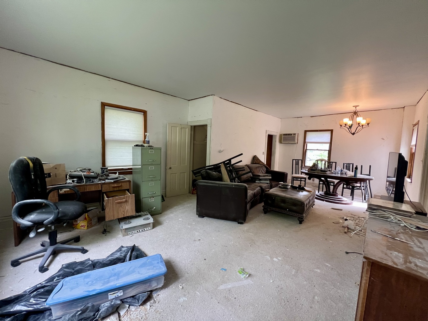 866 E Center Street
