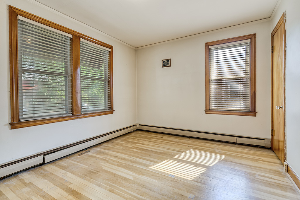 3243 W 112th Place