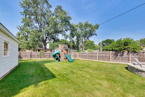 Tiny photo for 296 SPRINGFIELD Terrace, Des Plaines, IL 60018 (MLS # 12763083)