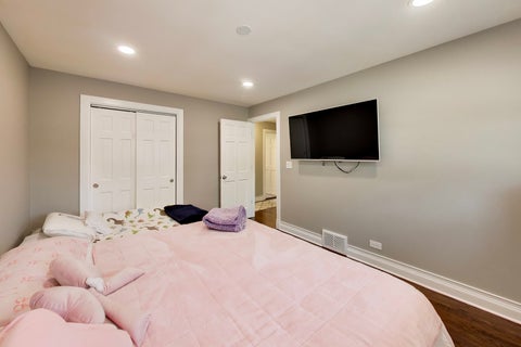 Tiny photo for 296 SPRINGFIELD Terrace, Des Plaines, IL 60018 (MLS # 12763083)