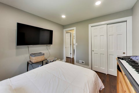 Tiny photo for 296 SPRINGFIELD Terrace, Des Plaines, IL 60018 (MLS # 12763083)
