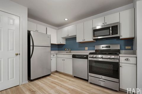 Tiny photo for 2404 Mallow Court #Z1, Schaumburg, IL 60194 (MLS # 12593055)