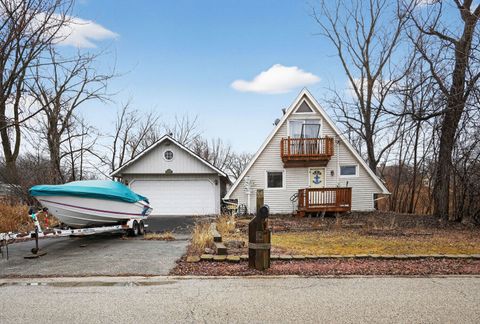 Photo of 35828 N Marine Drive, Fox Lake, IL 60020 (MLS # 12566208)