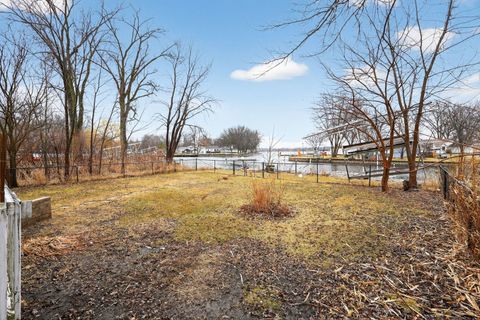 Tiny photo for 35828 N Marine Drive, Fox Lake, IL 60020 (MLS # 12566208)