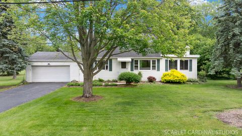 3N251 Lakewood Drive West Chicago IL 60185