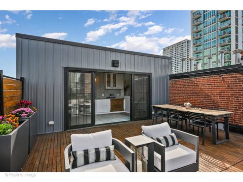 Tiny photo for 1601 S INDIANA Avenue #503, Chicago, IL 60616 (MLS # 12610653)