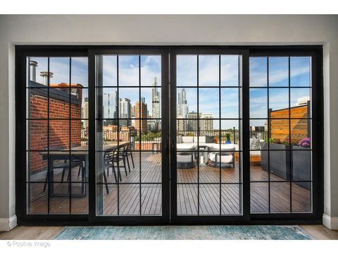 Tiny photo for 1601 S INDIANA Avenue #503, Chicago, IL 60616 (MLS # 12610653)