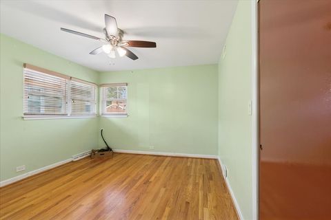 Tiny photo for 3836 W Estes Avenue, Lincolnwood, IL 60712 (MLS # 12488289)