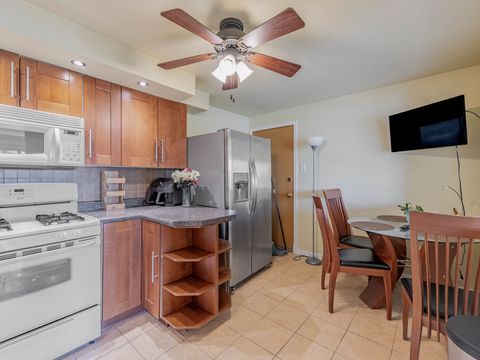 Tiny photo for 7434 W 111th Street #812, Worth, IL 60482 (MLS # 12507984)