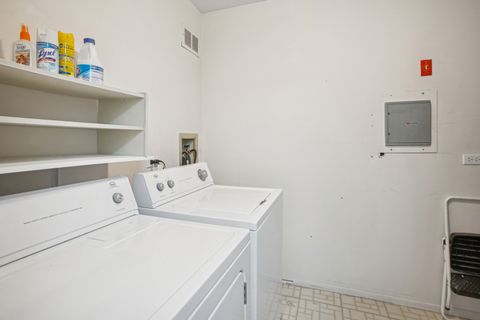 Tiny photo for 28 Regent Circle #B2, Schaumburg, IL 60193 (MLS # 12530108)