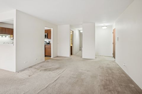 Tiny photo for 28 Regent Circle #B2, Schaumburg, IL 60193 (MLS # 12530108)