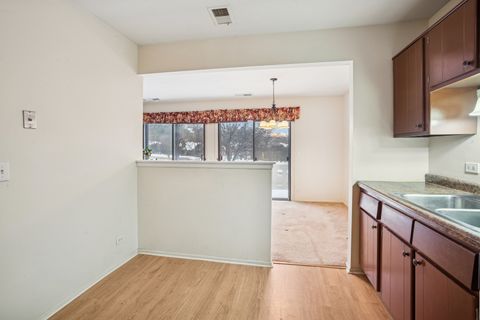 Tiny photo for 28 Regent Circle #B2, Schaumburg, IL 60193 (MLS # 12530108)