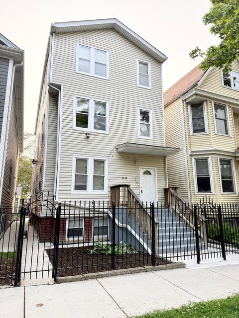 3238 N Whipple Street Chicago IL 60618