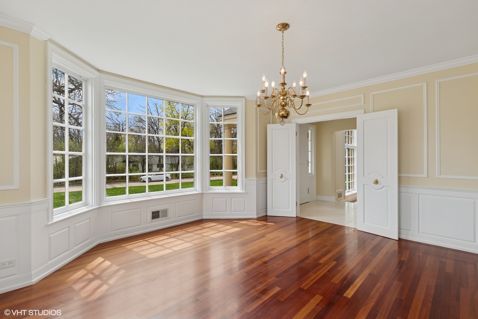 360 Linden Avenue