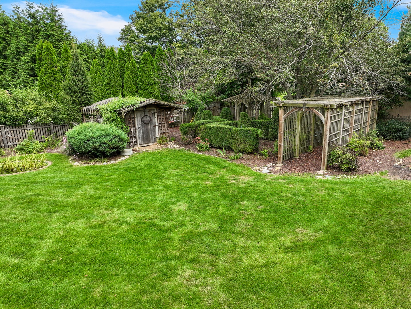 28 Ashlawn Avenue