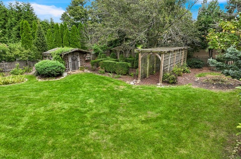 Tiny photo for 28 Ashlawn Avenue, Oswego, IL 60543 (MLS # 12760012)