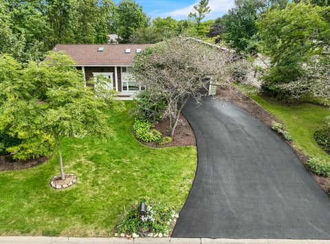 Tiny photo for 28 Ashlawn Avenue, Oswego, IL 60543 (MLS # 12760012)