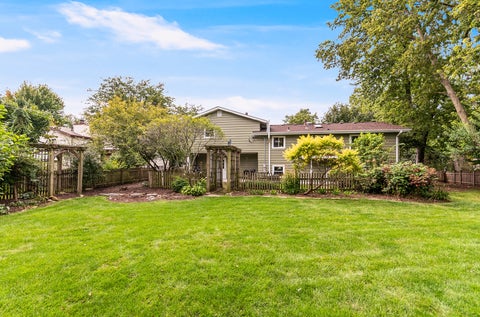 Tiny photo for 28 Ashlawn Avenue, Oswego, IL 60543 (MLS # 12760012)
