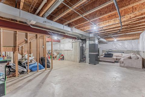 Tiny photo for 408 Fountain Avenue, Elgin, IL 60124 (MLS # 12610315)