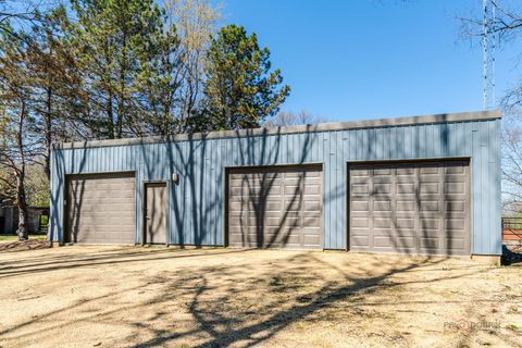 Tiny photo for 18212 Oak Grove Road, Harvard, IL 60033 (MLS # 12634317)