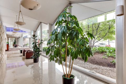 Tiny photo for 3550 N Lake Shore Drive #622, Chicago, IL 60657 (MLS # 12472734)