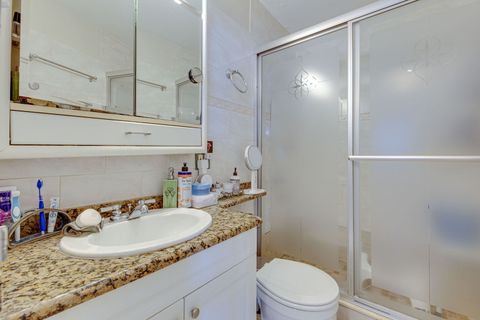 Tiny photo for 3550 N Lake Shore Drive #622, Chicago, IL 60657 (MLS # 12472734)