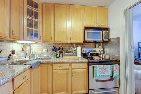 Tiny photo for 3550 N Lake Shore Drive #622, Chicago, IL 60657 (MLS # 12472734)
